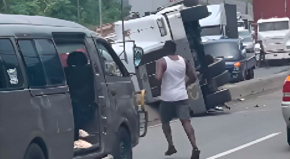 Accidente en Quita Sueño en Haina