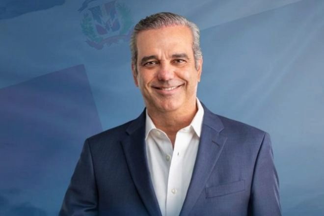 Abinader anuncia cambios en su gabinete a través de WhatsApp y redes sociales