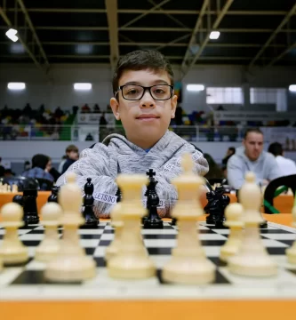Faustino Oro, niño prodigio del ajedrez mundial con 10 años jugará en su país en noviembre