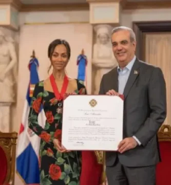 Abinader y Zoe Saldaña
