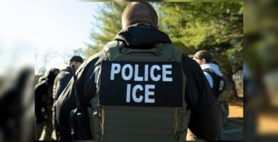 Juez en Boston desestima caso tras detención de acusado por ICE