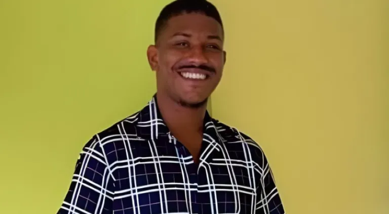 Alexander Domínguez Sánchez